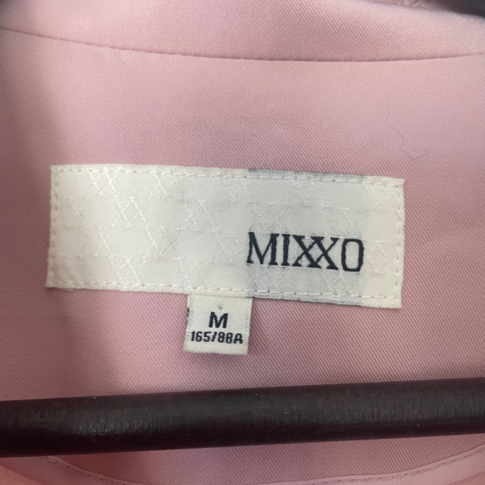 Pink Blazer - Picture 3 of 3
